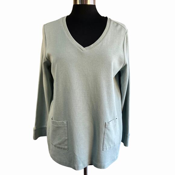 J. Jill Sage Green V-neck Knit Top Front Pockets Casual Coastal Comfy Sz LG - Picture 1 of 8